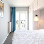 Met Zeezicht In